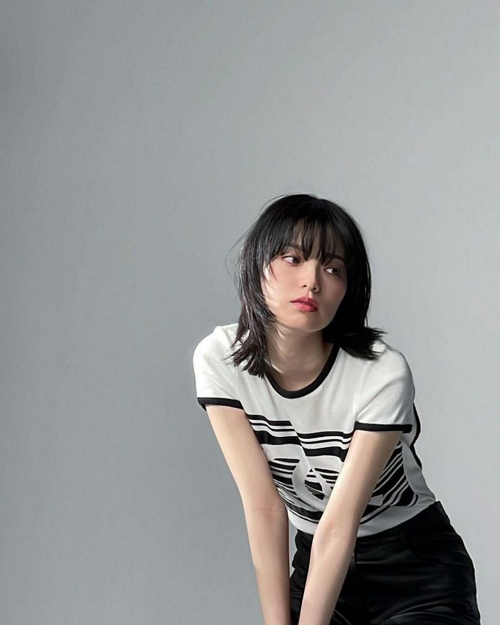 平手友梨奈の謎の投稿に憶測広がる！「どういう状況？」