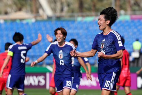 【大岩Jが韓国撃破！】U-23日本代表、日韓戦を1-0で制し決勝進出…小泉の1点死守で連覇王手