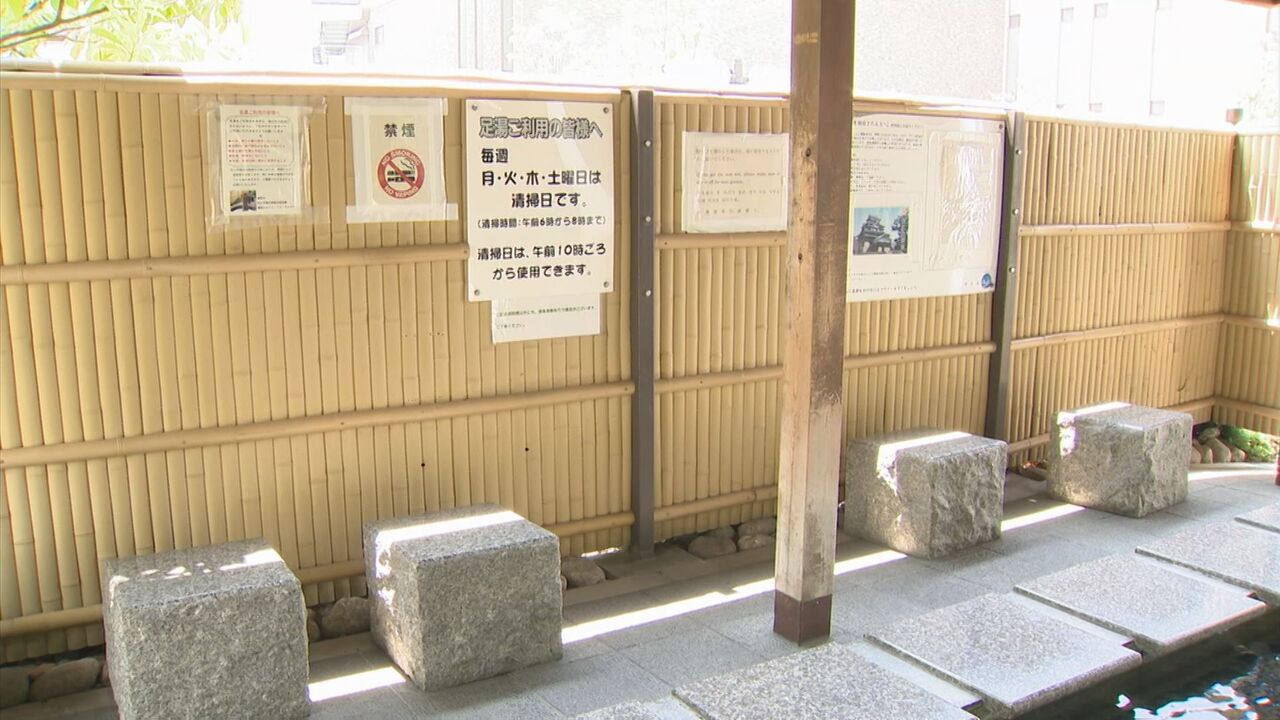 衣服着たまま寝転ぶ中学生にネット上で非難の声が相次ぐ