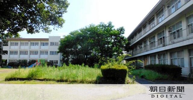 「性的興行」指摘の声も…埼玉県の制服撮影会に賛否両論
