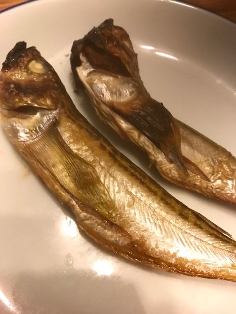 お酒が進む意外な焼き魚 ハタハタ塩焼き むっきーのダイエットおつまみレシピ 低カロリー 簡単 安い 美味しいダイエットおつまみ 料理レシピ