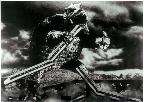 mv21607_10709635c261ff93bdd9429a84d7cdb3e2b743