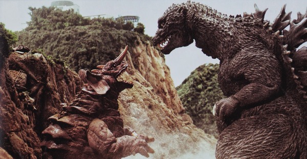 GMK_-_Godzilla_Stares_At_Baragon