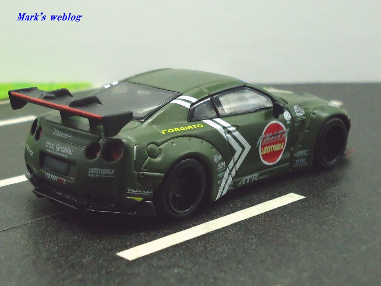 1/64 TSM MINI GT MGT00007-R LB WORKS Nissan GT-R R35 Zero