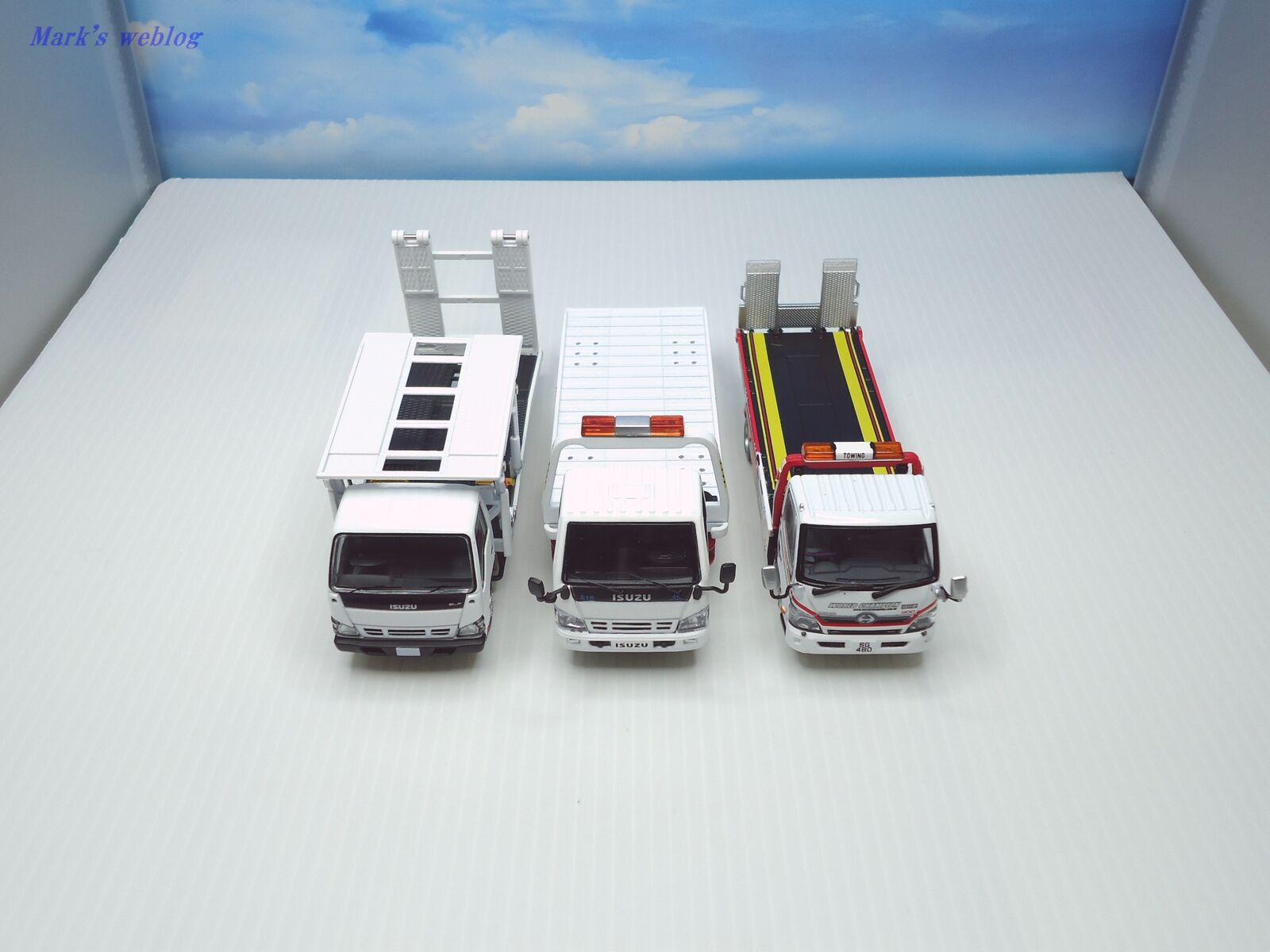 1/64 G.C.D ISUZU N-Series REWARD(いすゞ・エルフ レッカー車 1/64 G.C.D ISUZU N-Series REWARD(いすゞ・エルフ レッカー車