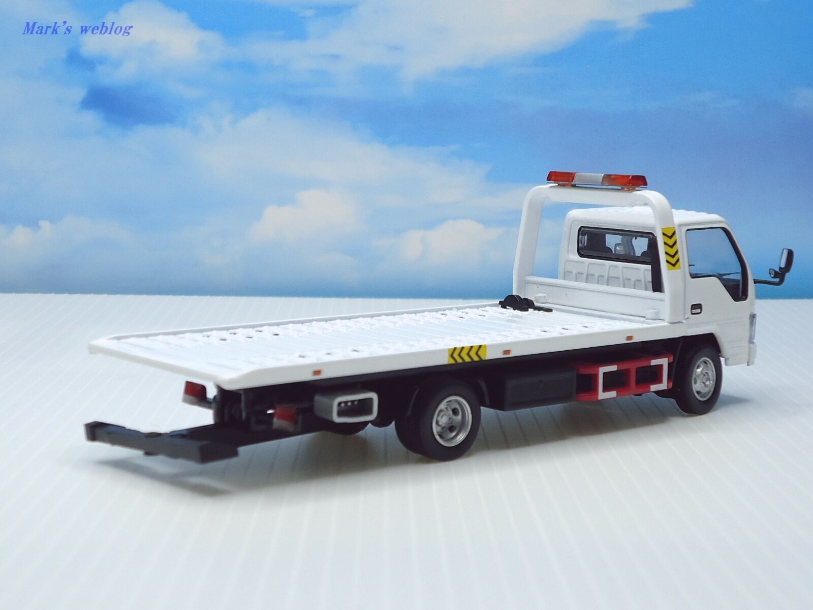 1/64 G.C.D ISUZU N-Series REWARD(いすゞ・エルフ レッカー車 1/64 G.C.D ISUZU N-Series REWARD(いすゞ・エルフ レッカー車