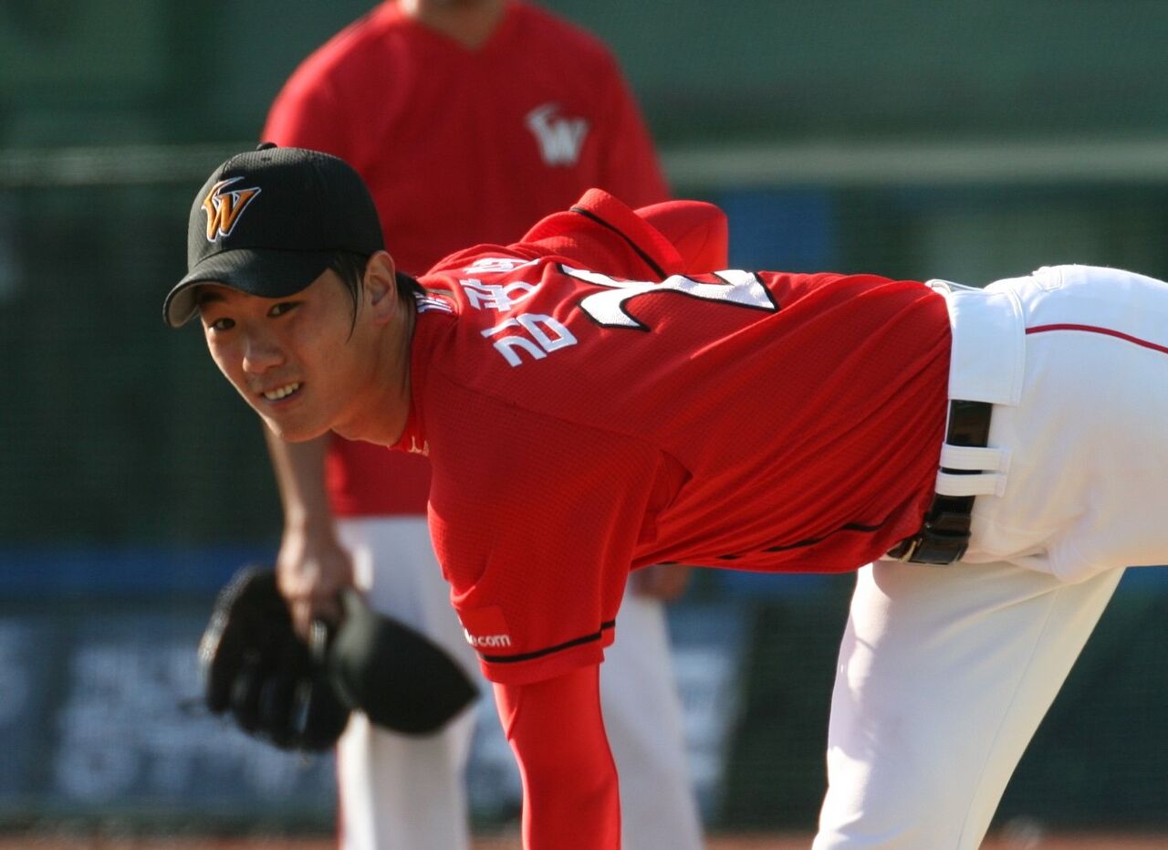 ベースボールキャップ考現学 第57回 SKワイバーンズ(韓国・KBO) : 阿佐 