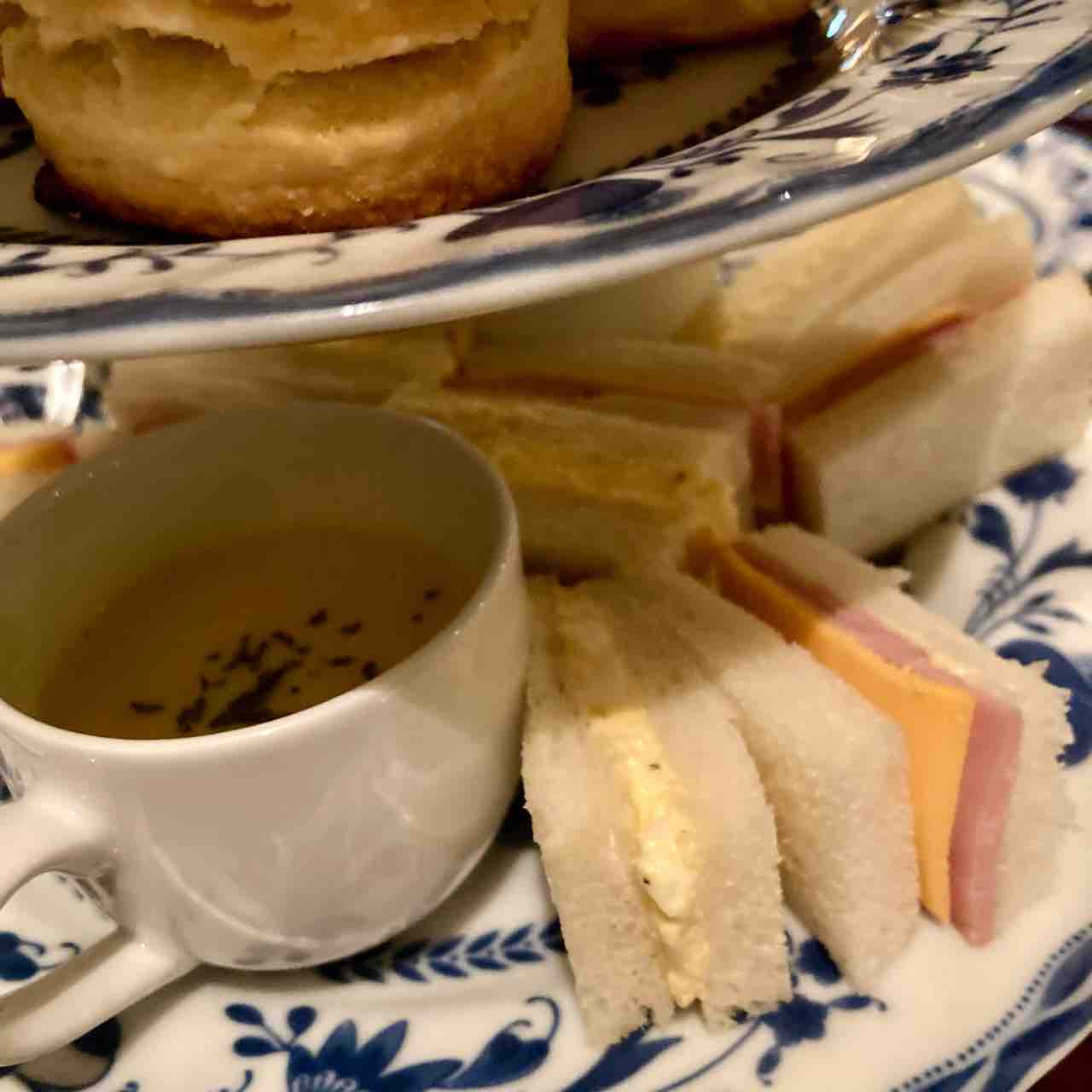 間借りカフェのHobbit
