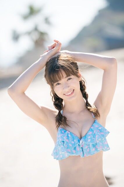 (02)