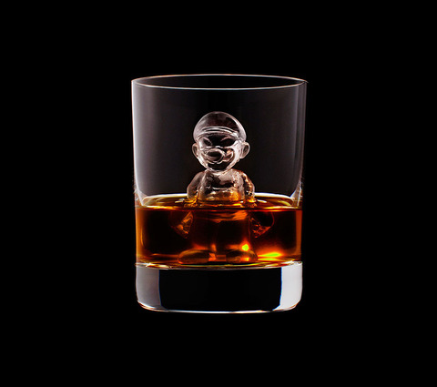 geeky-ice-cubes-3d-rocks-suntory-tbwahakuhodo-01