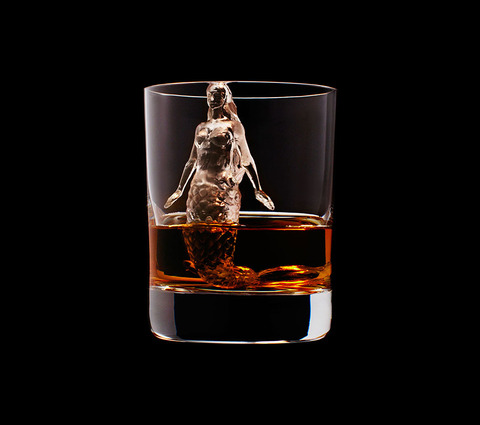 geeky-ice-cubes-3d-rocks-suntory-tbwahakuhodo-05