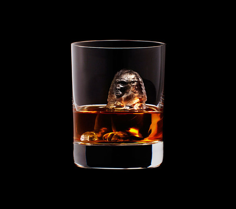 geeky-ice-cubes-3d-rocks-suntory-tbwahakuhodo-07