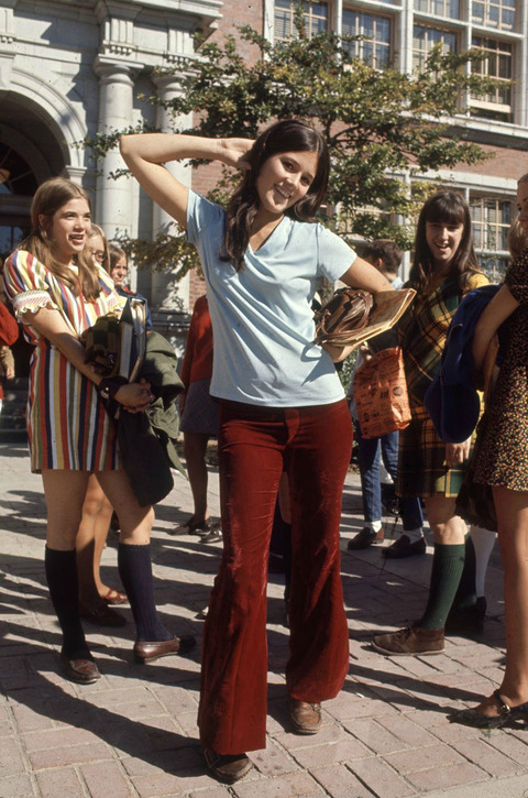 1969-hippie-high-school-counterculture-photography-3