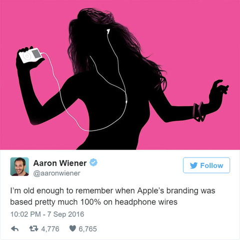 funny-reactions-iphone7-apple-83-57d16c4e0658a__700