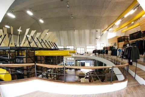 company_office_designs_that_are_super_cool_640_41