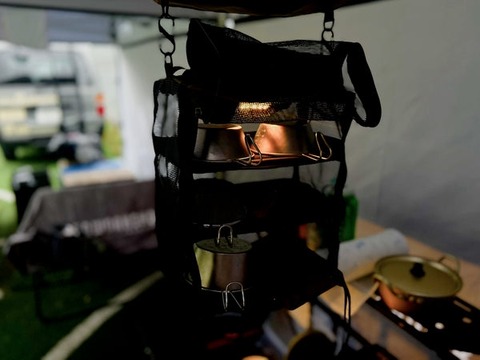 HANGINGSHELF_IM_02_600x600