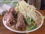 豚入り小ラーメン 野菜大盛り 味濃いめ 豚入り小ラーメン 野菜大盛り 味濃いめ