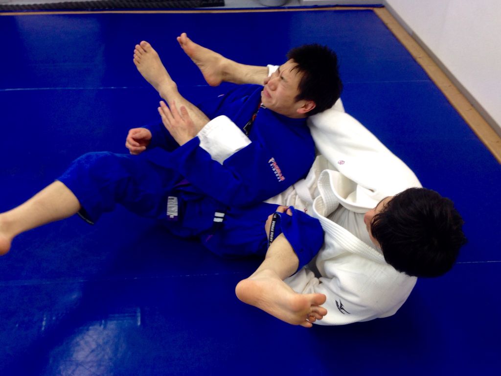 相手を制してから極める。 : 桑原幸一のブラジリアン柔術日記