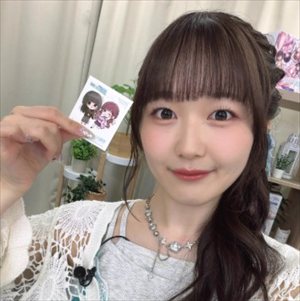 「ヤニねこ」で知ったんやが、明智璃子ちゃん可愛くねえか？