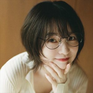 【朗報】上田麗奈さん、谷間を見せてしまうｗｗｗｗ