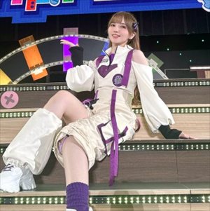 鬼頭明里（32）「L･O･V･E 宇宙の果てまで 愛止まんないよ♡」のサムネイル