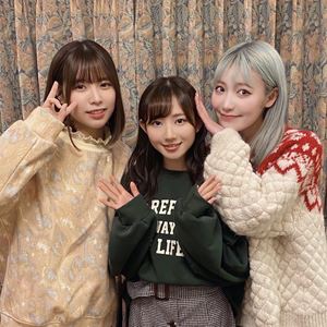 青山なぎさちゃん、自分の低身長（155cm）にふれる・・・
