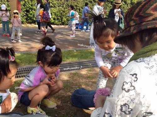 Lohas_140427_makingWreath