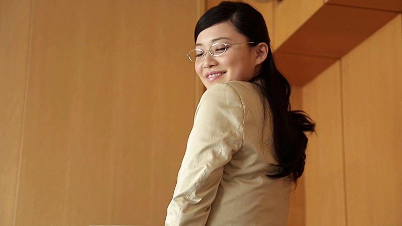 社内恋愛プラトニック 西村麻依