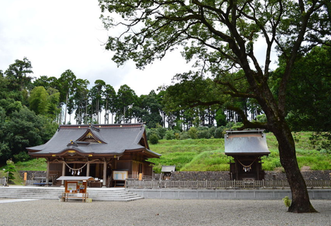 都農神社拝殿