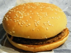 R0053194_マクドナルド月見バーガーと大月見_20120930