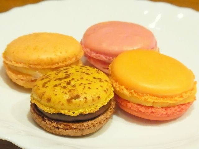 R0042198_ピエールエルメマカロン_20110508