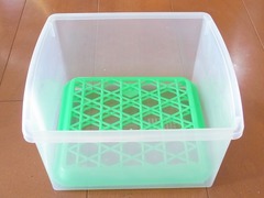 R0054206_収納ケースの底に干物網_20121216