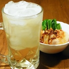 R0046516_モラタメ_角ハイボール缶とおかずラー油鍋_20111120