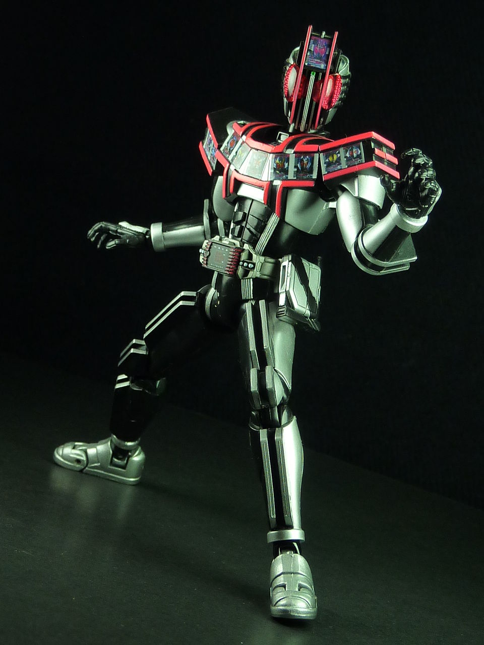 S.H.フィギュアーツ 仮面ライダーディケイド コンプリート S.H.フィギュアーツ 仮面ライダーディケイド コンプリート