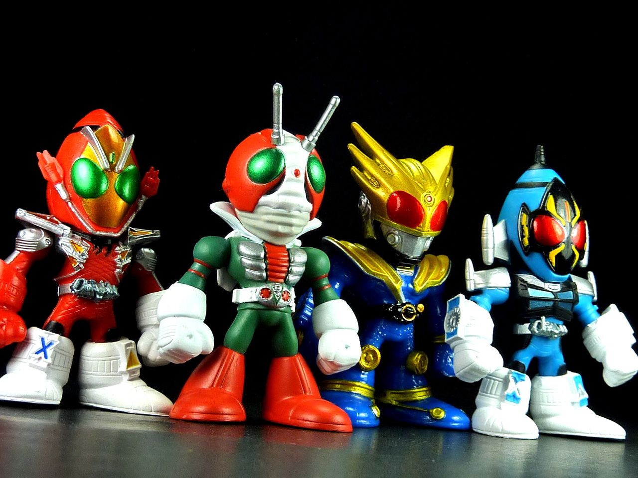 食玩 THE仮面ライダーズ9 レビュー : グレスケワールド