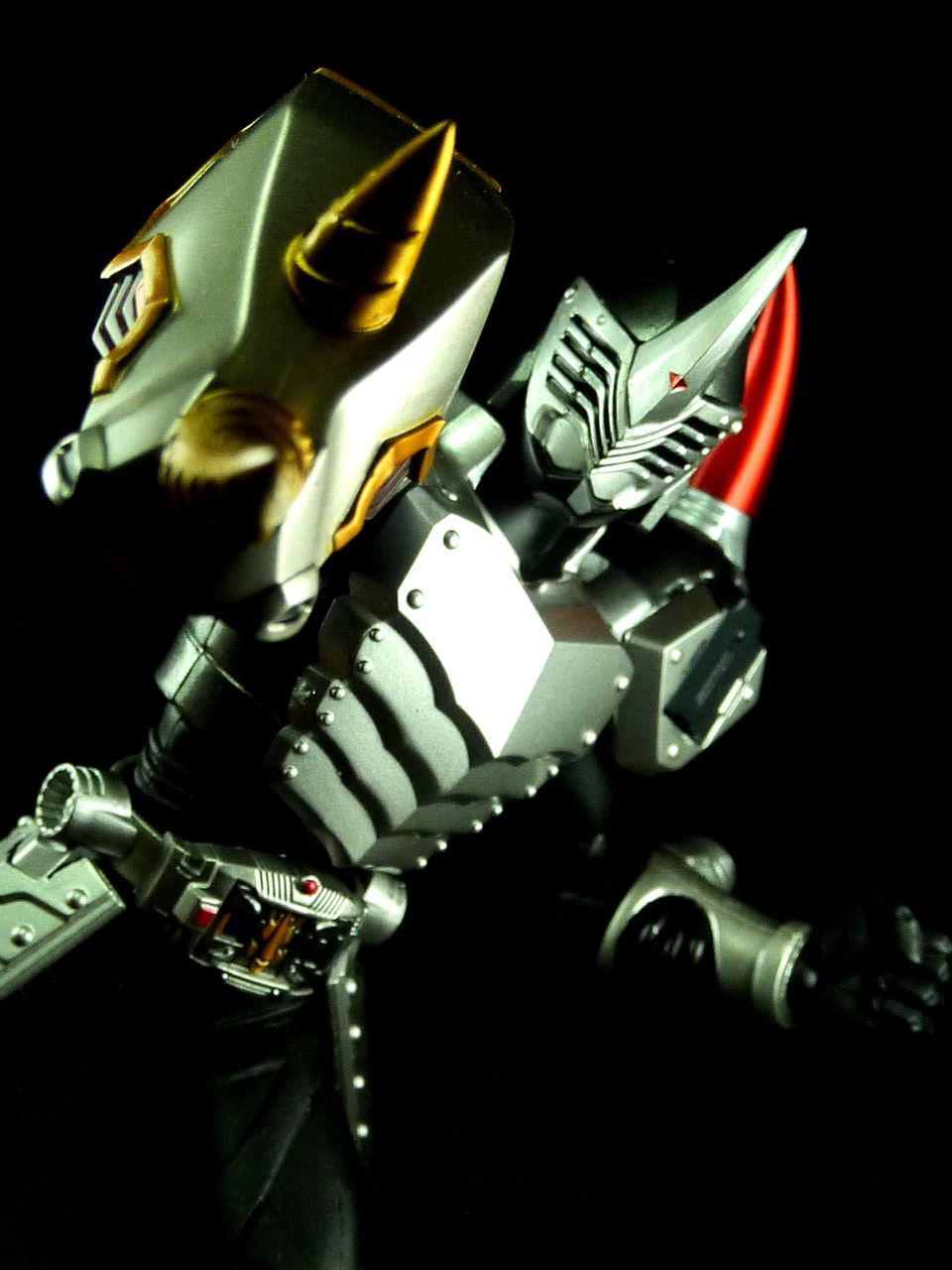 S.H.フィギュアーツ　仮面ライダーガイ Amazon.co.jp: S.H.フィギュアーツ 仮面ライダー龍騎 仮面