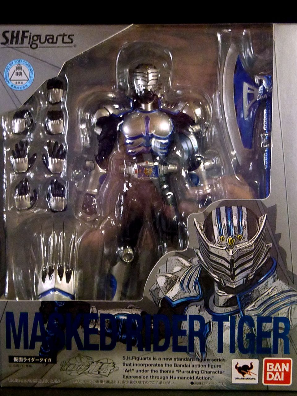 仮面ライダータイガ　shフィギュアーツ Amazon.co.jp: TAMASHII NATIONS S.H.フィギュアーツ 仮面