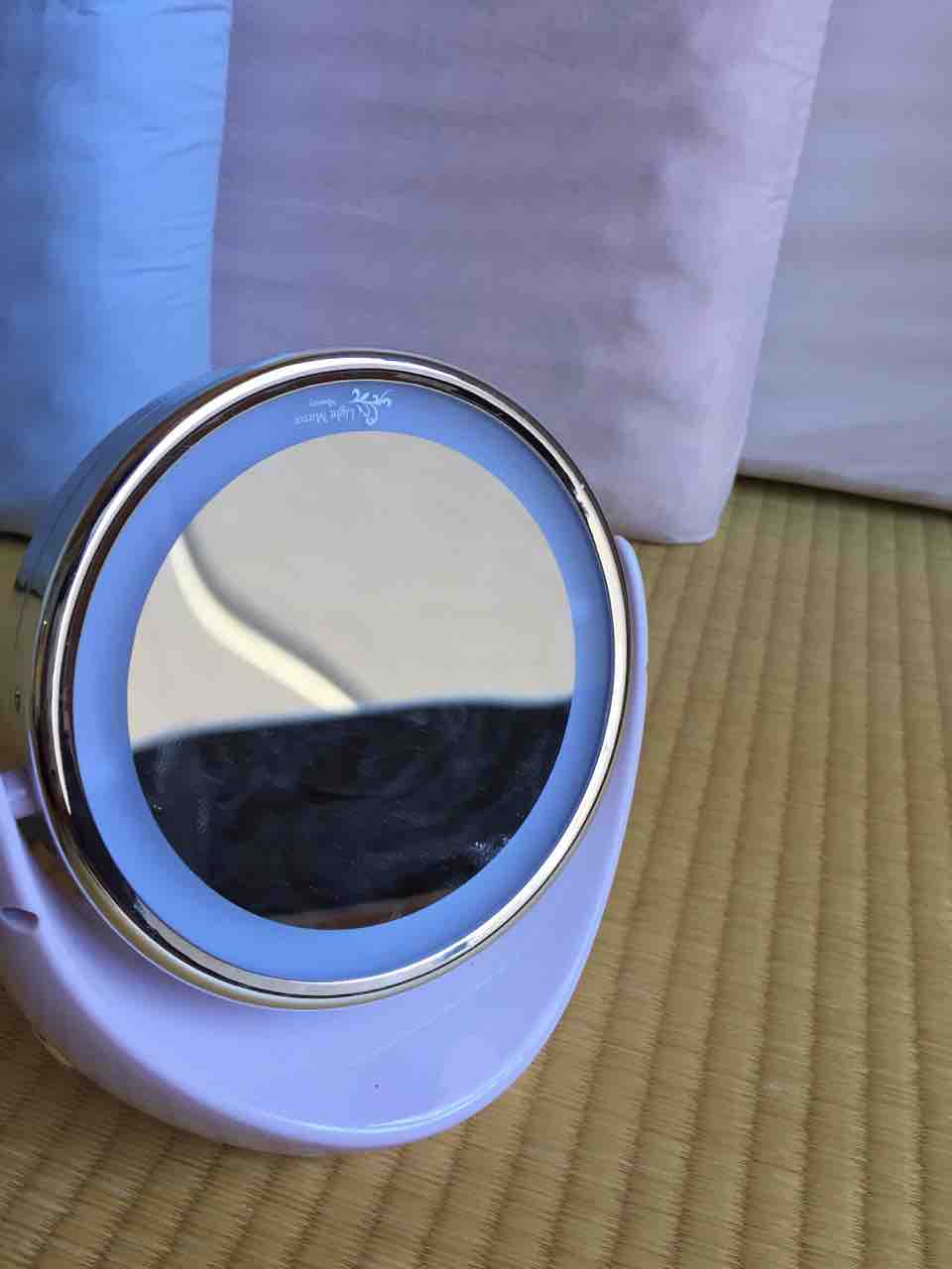 ニトリ 拡大鏡 取り回しがよく 使いやすい 買ってよかった物 ニトリ 拡大鏡 取り回しがよく 使いやすい 買ってよかった物