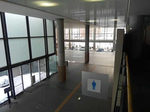 大きな建物ですね~