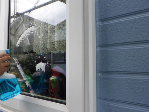 窓ガラスクリーニング