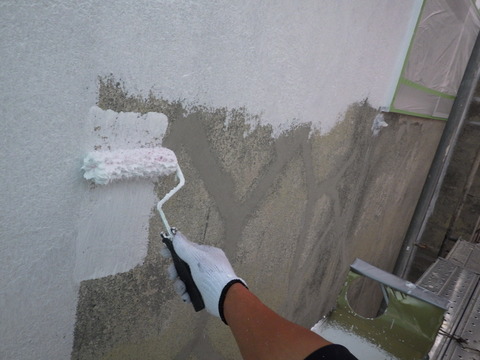 下塗りシーラー後のフィラー塗装