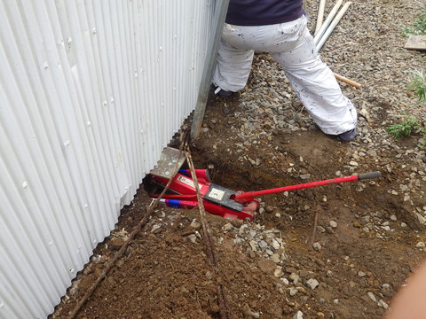 少し上げて押す、オッスッ!^^;