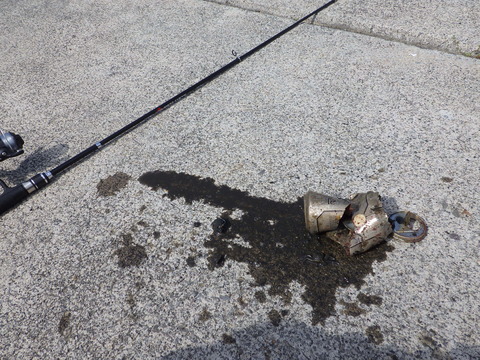 空き缶まで釣れた！？