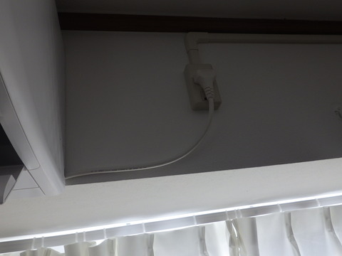 ちょっと押し込めばよいのに