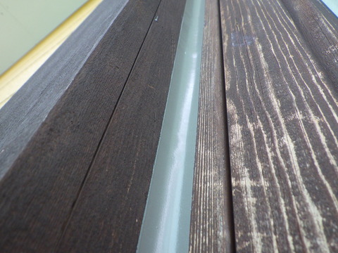 既存シーリングの倍以上の厚み幅があります