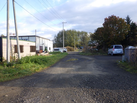 グリーンペイント資材倉庫入口です