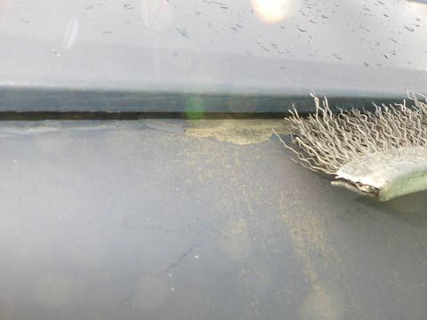 かみ合わせ部にサビが出ています