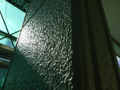 10年経過で艶は残っています