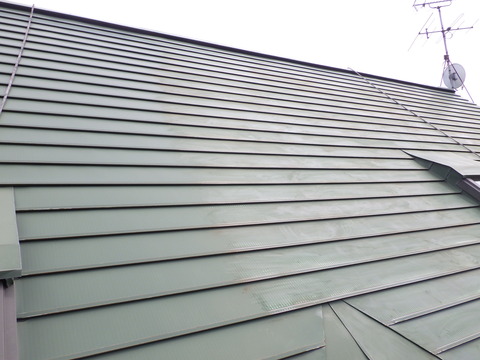 右半分が研磨後、左半分が研磨前