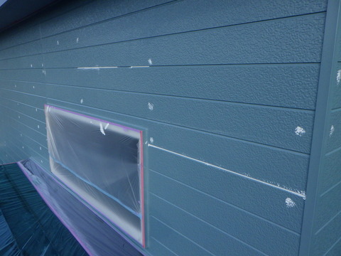 中塗り後の凹凸補修